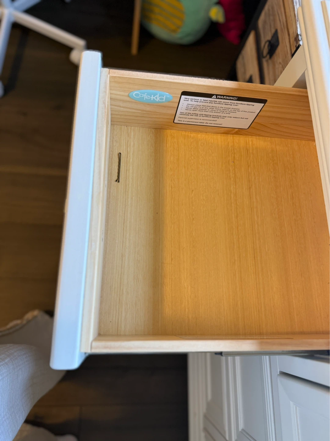 White 7-Drawer Dresser - photo 2