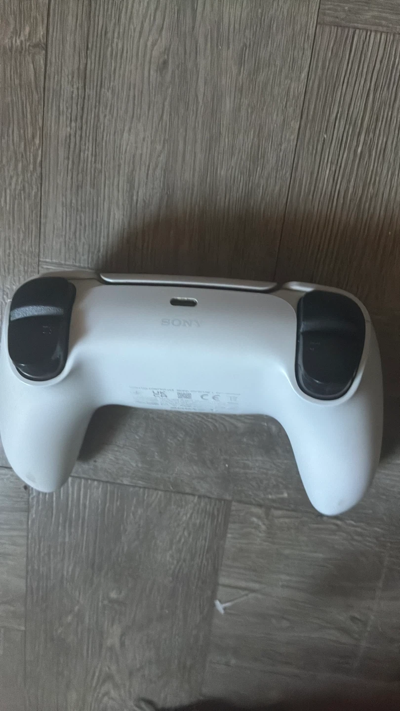 Sony PlayStation 5 DualSense Wireless Controller - photo 2