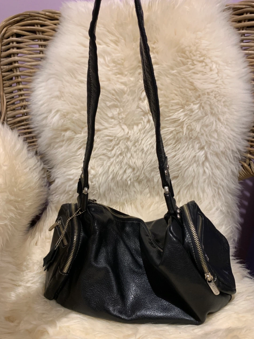 Danier Black Leather Shoulder Bag - photo 3