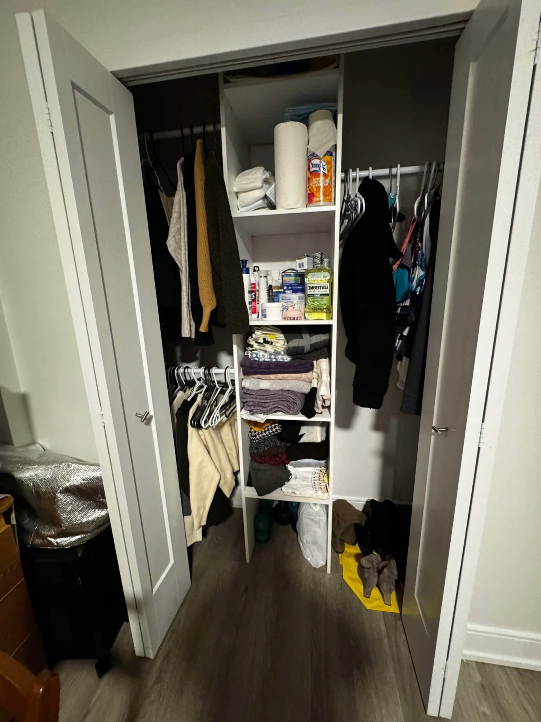 1BR for rent on 2BR with shared washroom/kitchen apartment - photo 3