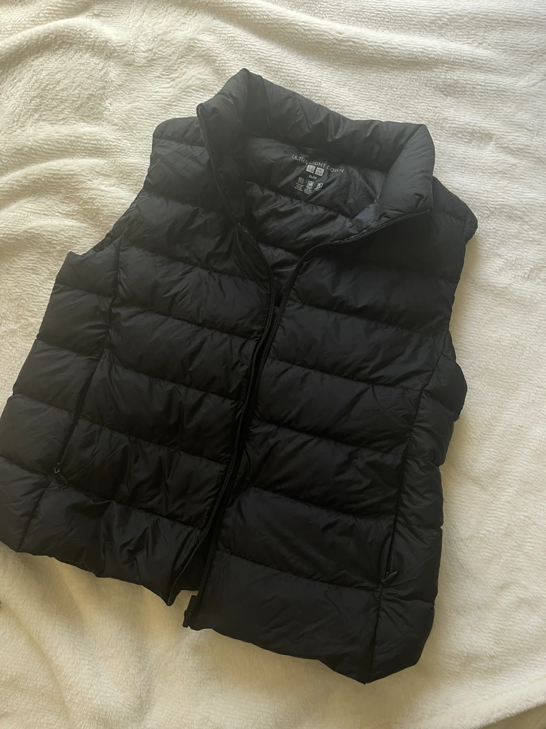 Uniqlo Ultra Light Down Vest Black XS - photo 2