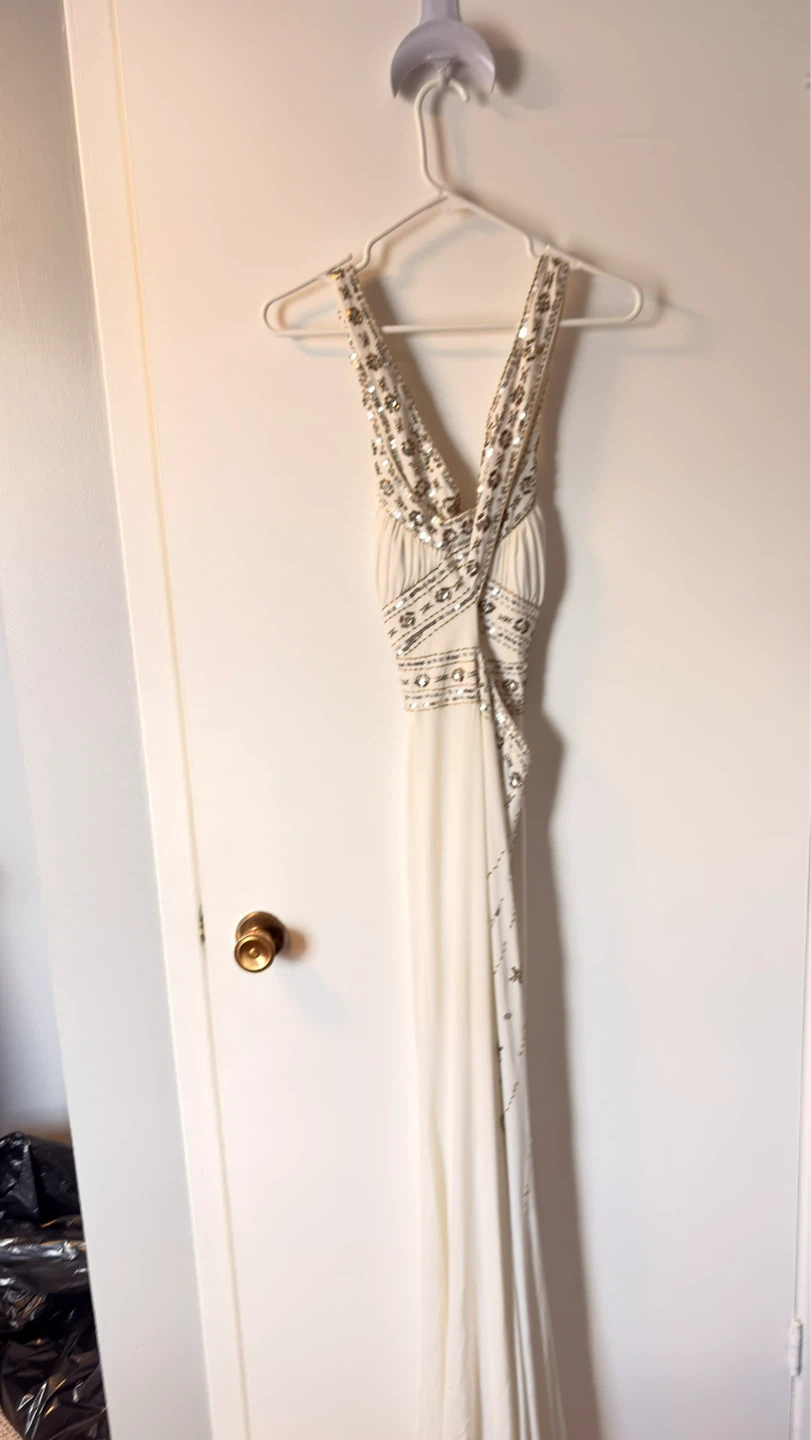 White prom dress - photo 2