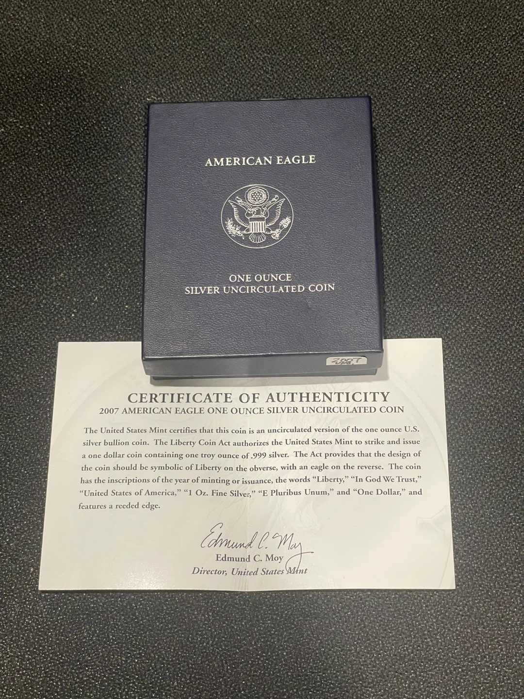 2007 American Eagle Silver Uncirculated Coin - photo 3