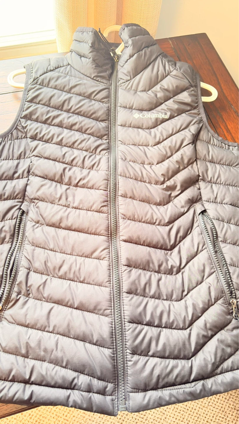 Columbia Puffer Vest