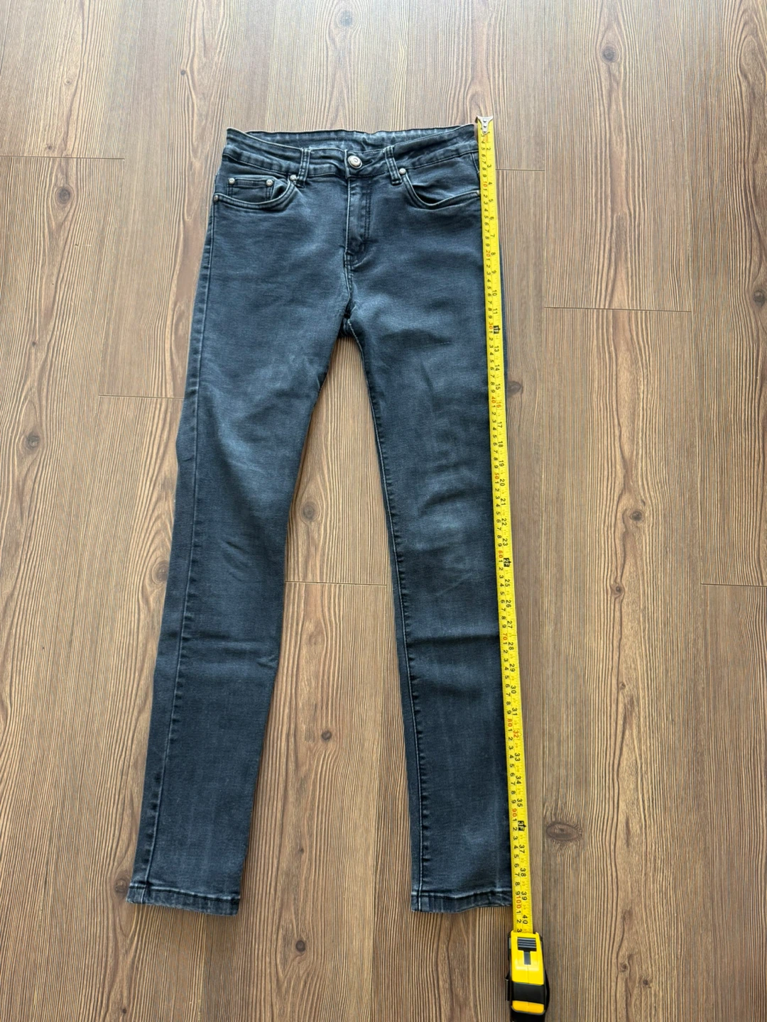 Women's Grey/Black Skinny Jeans | Size Small - photo 5