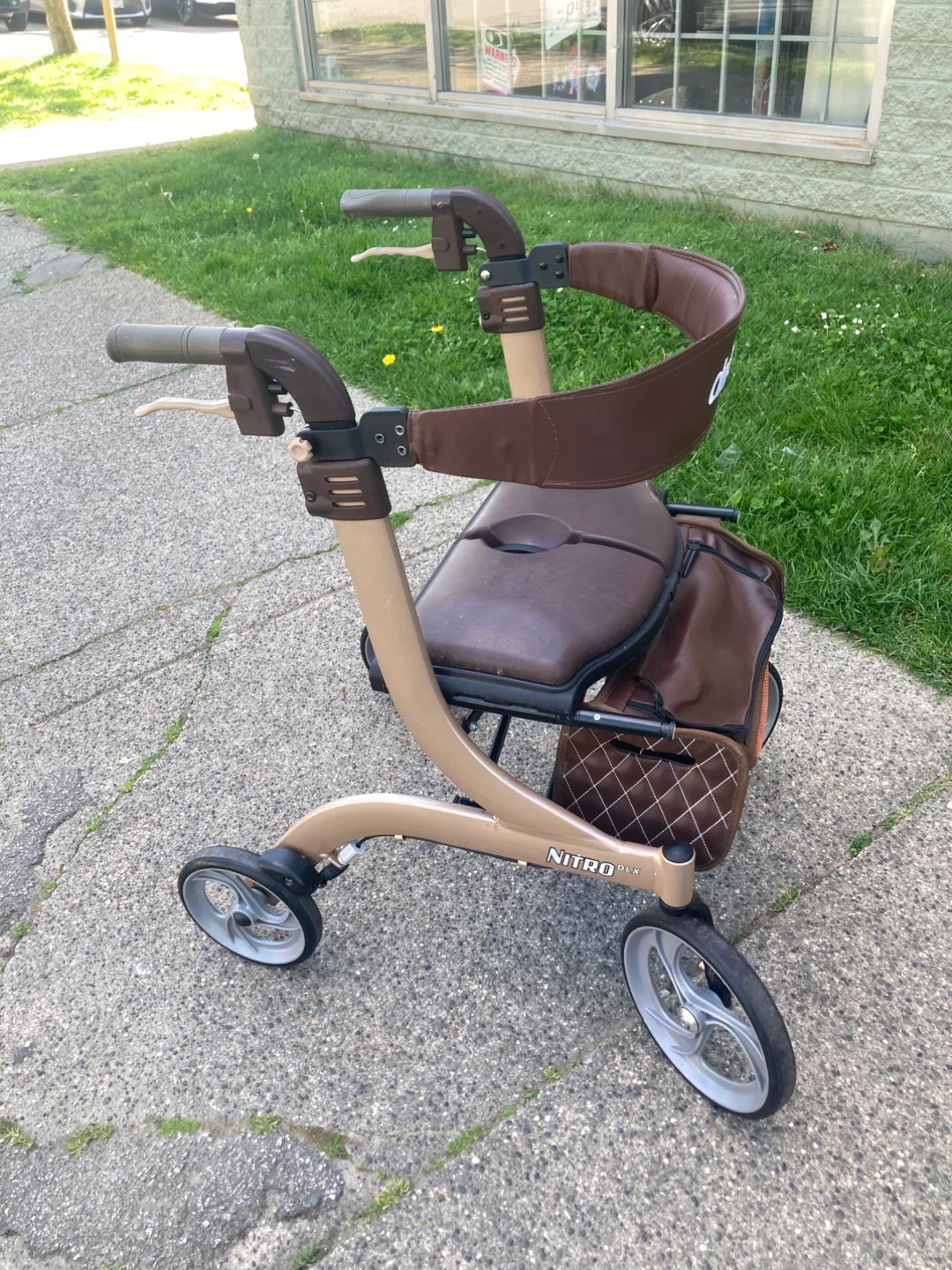 Drive Nitro DLX Rollator Walker