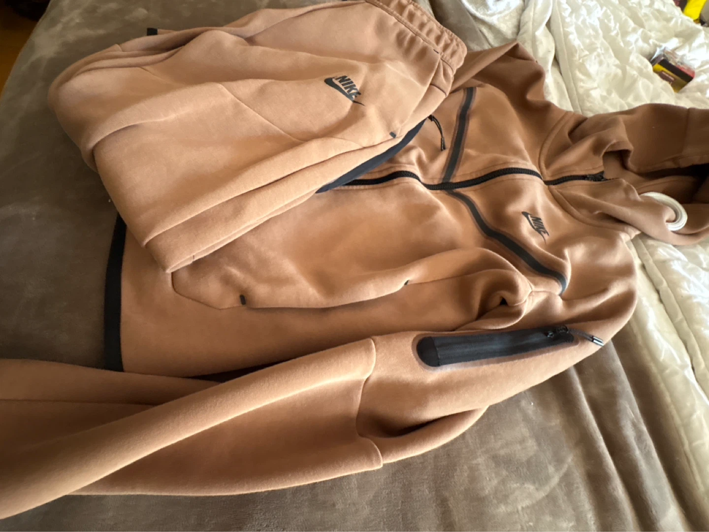 Nike Tech Fleece Full Zip Hoodie & Pants Set - photo 2