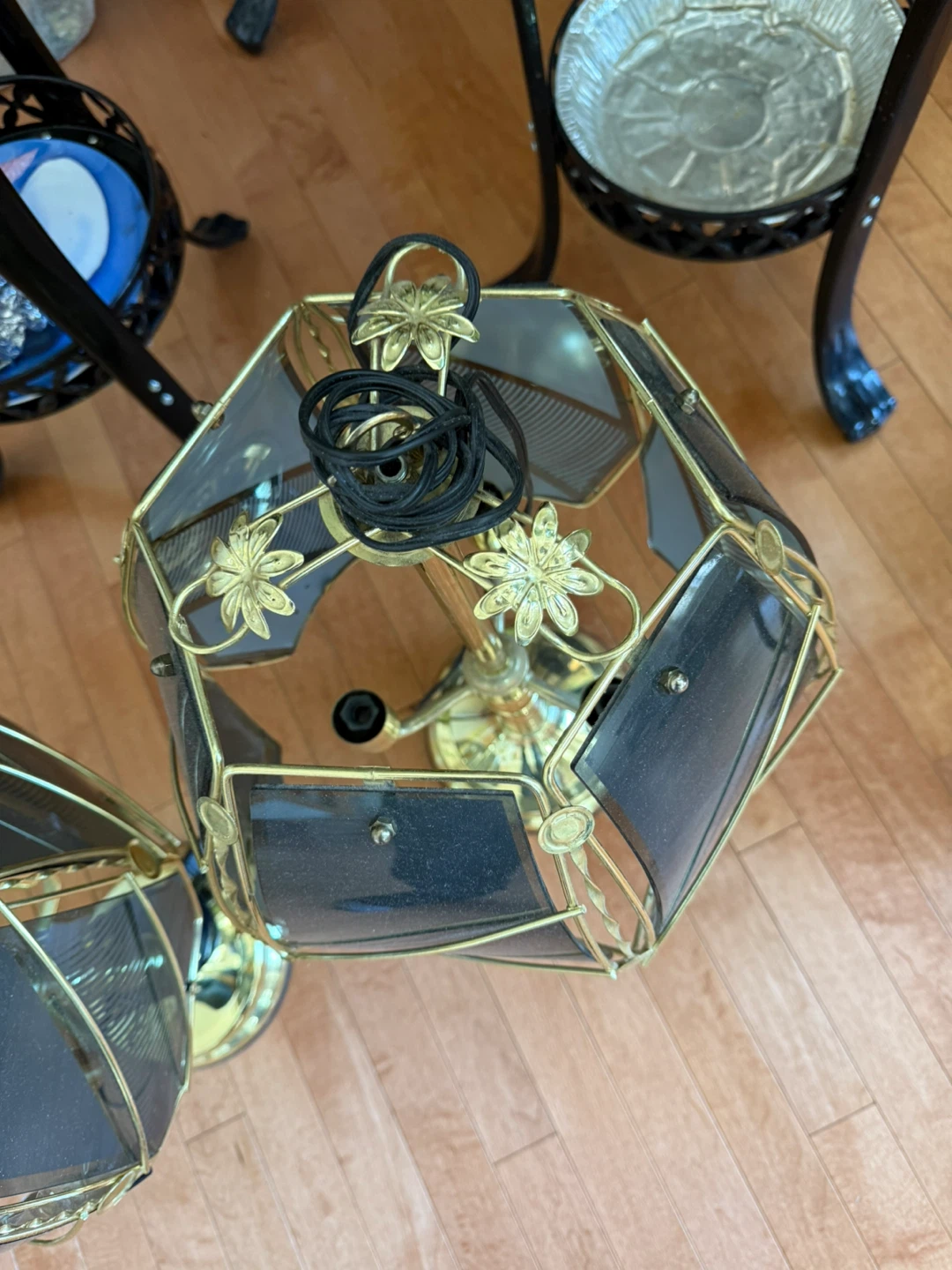 Vintage Gold & Black Hexagonal Table Lamps (Pair) - photo 3
