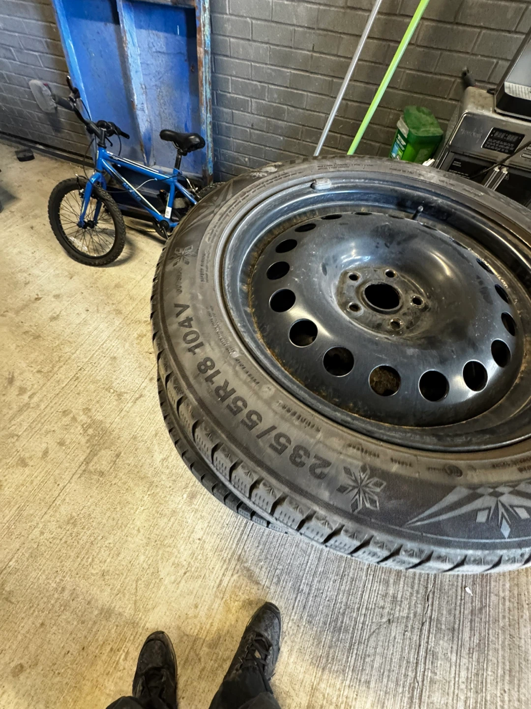 Set of 4 Winter Tires - 235/55R18 - photo 3