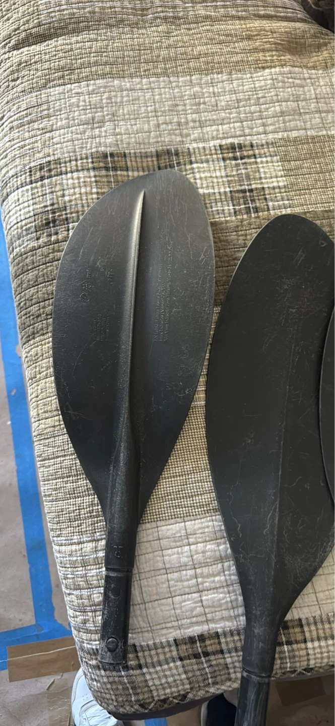Pair of Black Kayak Paddles - photo 2