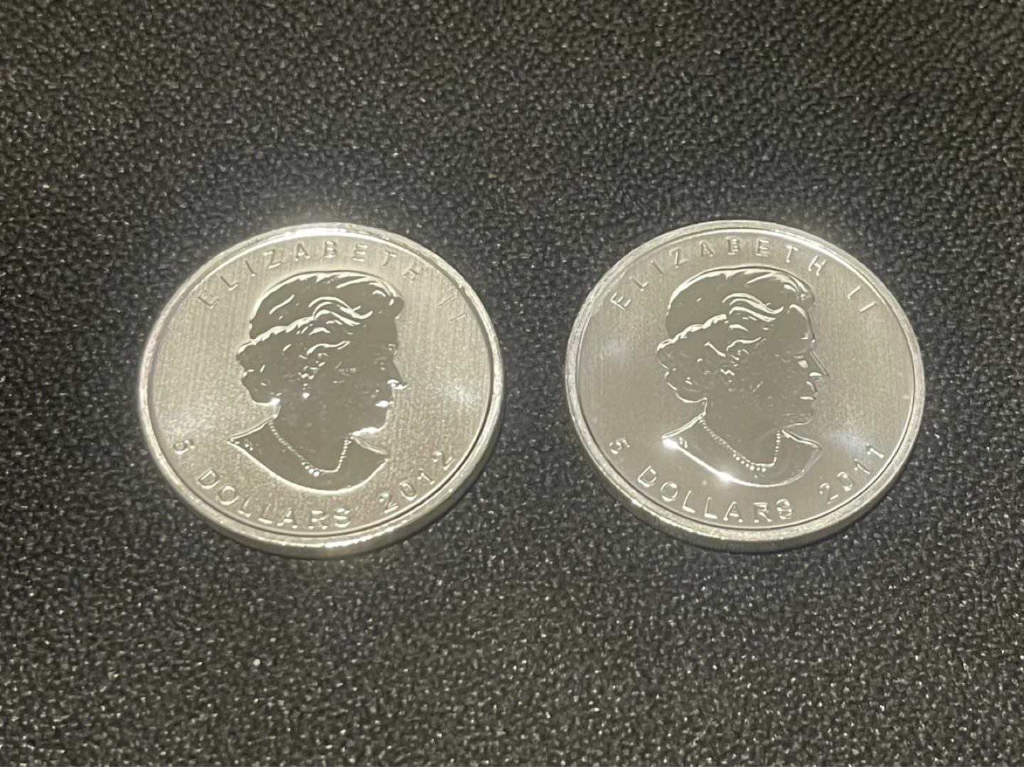 Canadian Silver Maple Leaf SML Coins - photo 2
