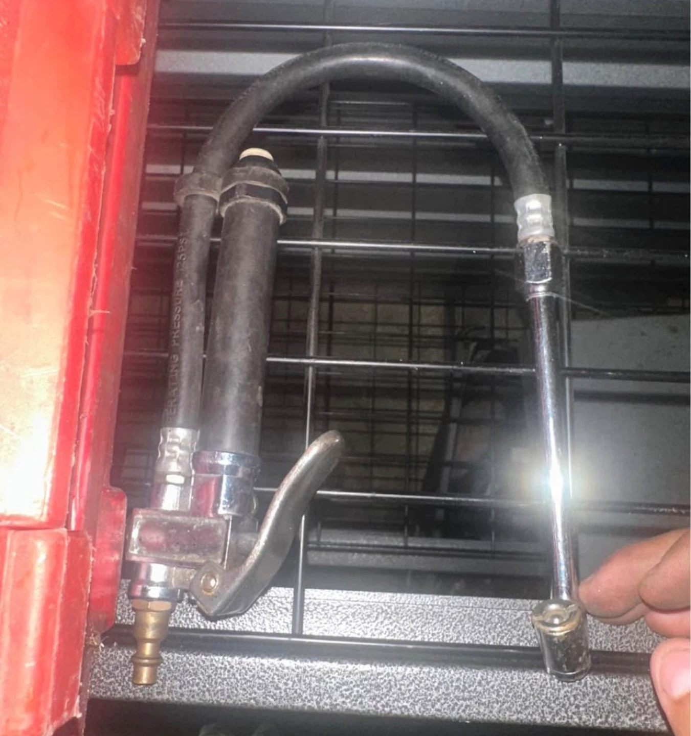 Tire Inflator with Gauge