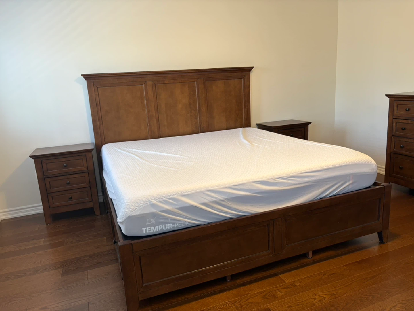 Wooden Storage Bed Frame with Headboard - photo 3