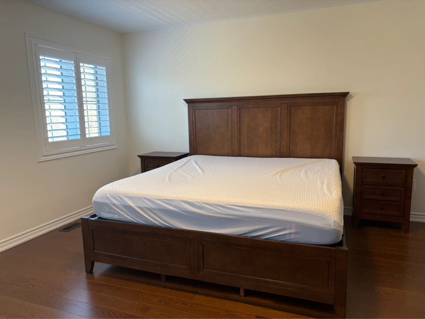 Wooden Storage Bed Frame with Headboard - photo 4