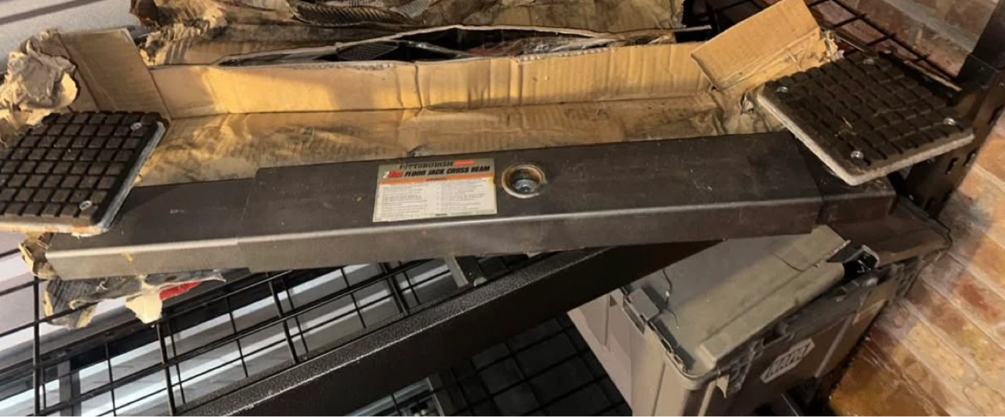 Pittsburgh 2 Ton Floor Jack Cross Beam