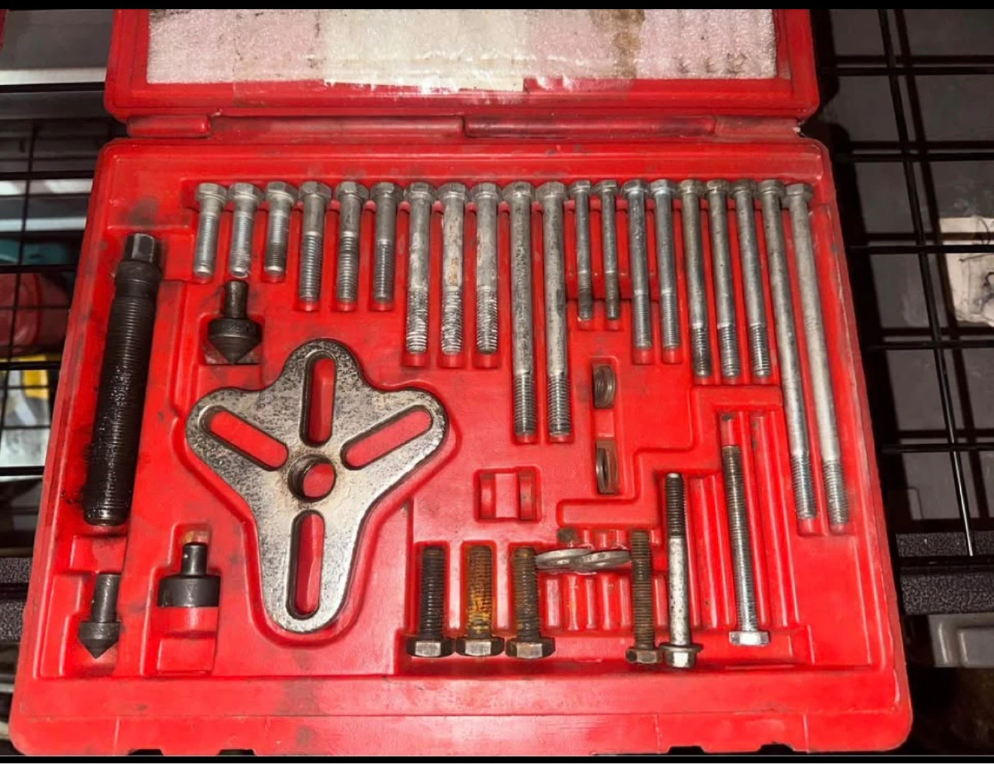 Bolt and Nut Assortment Kit