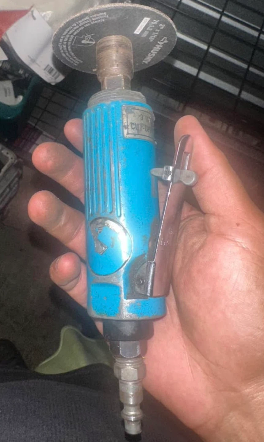Husky 3" Air Cut-Off Tool