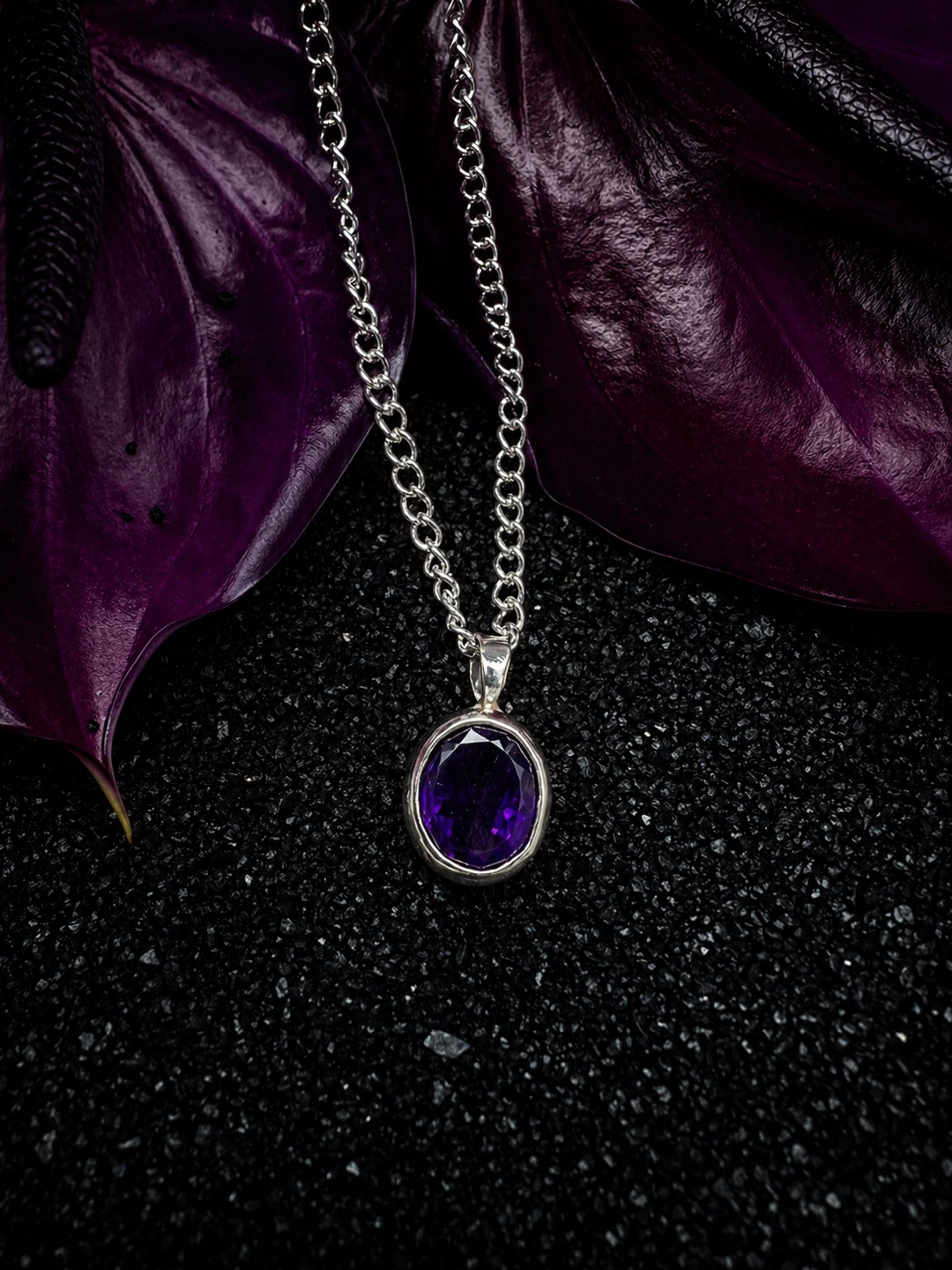 Oval Amethyst Pendant