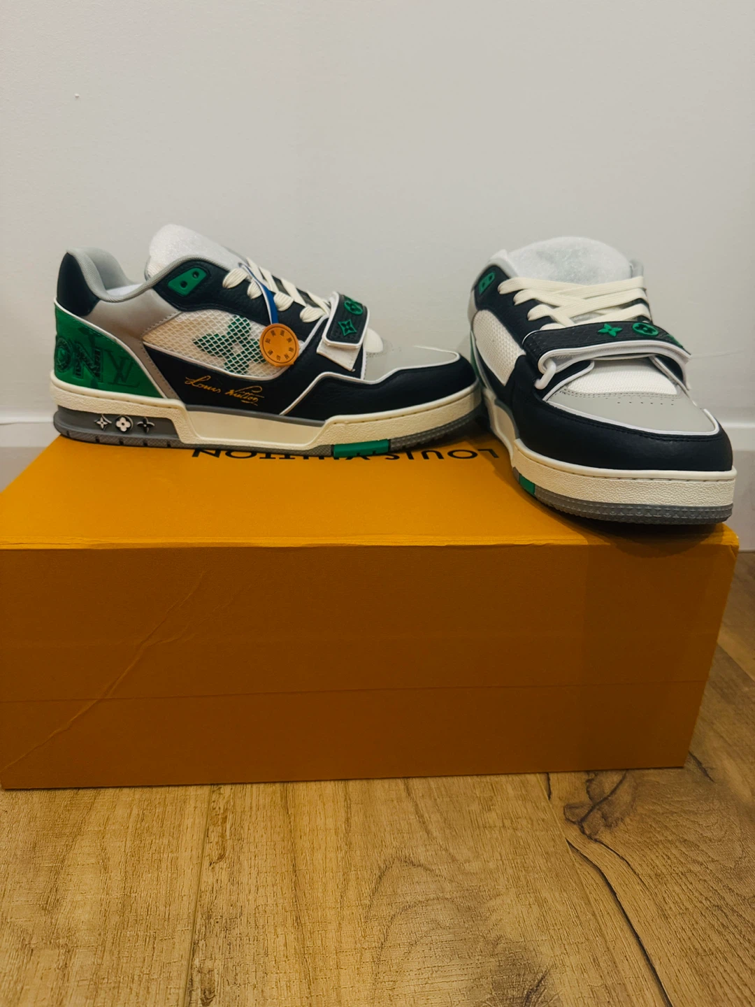 L-V Trainer Sneakers