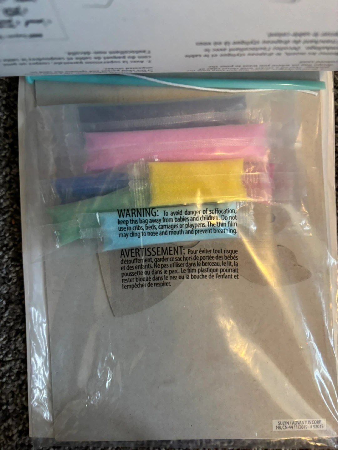Sparkle Sand Super Peel + Stick Sand Art Kit - photo 2