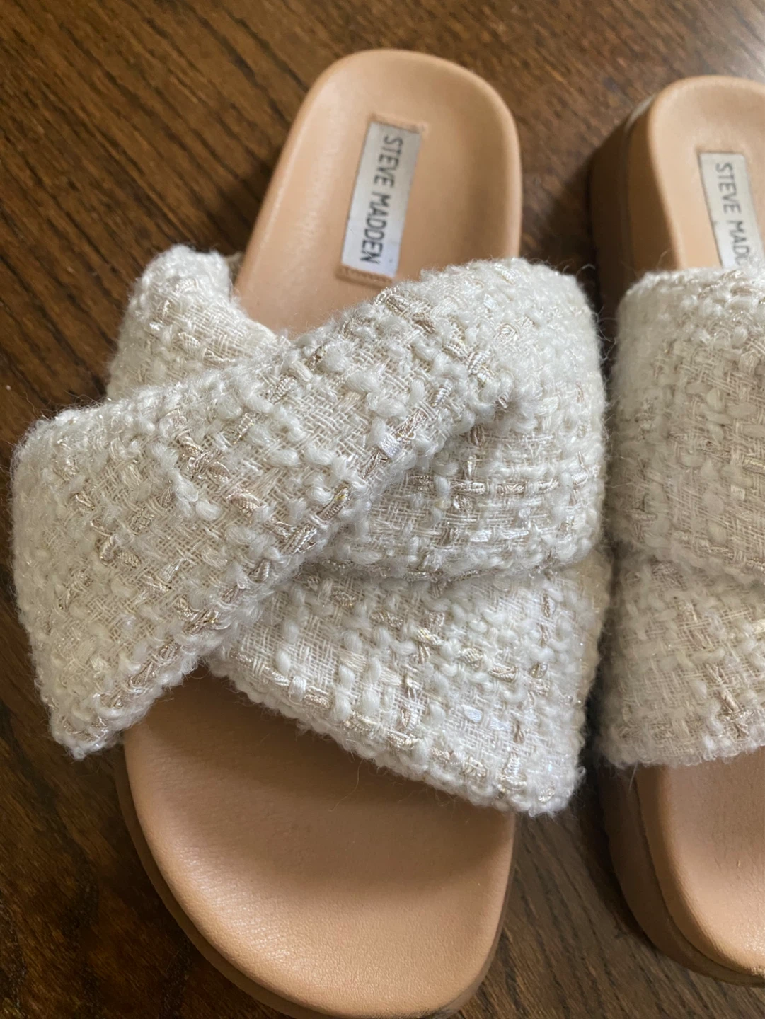 Steve Madden White Twisted Slide Sandals , Size 8 - photo 3