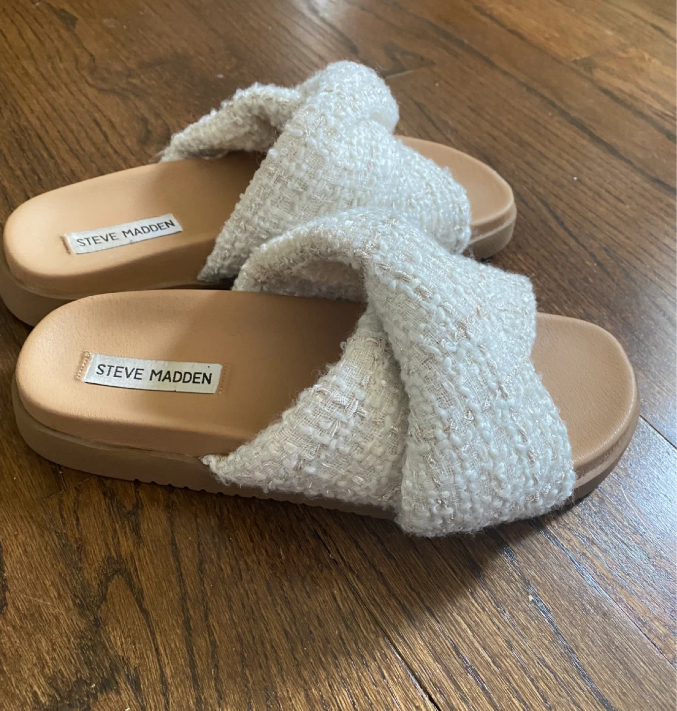 Steve Madden White Twisted Slide Sandals , Size 8 - photo 2