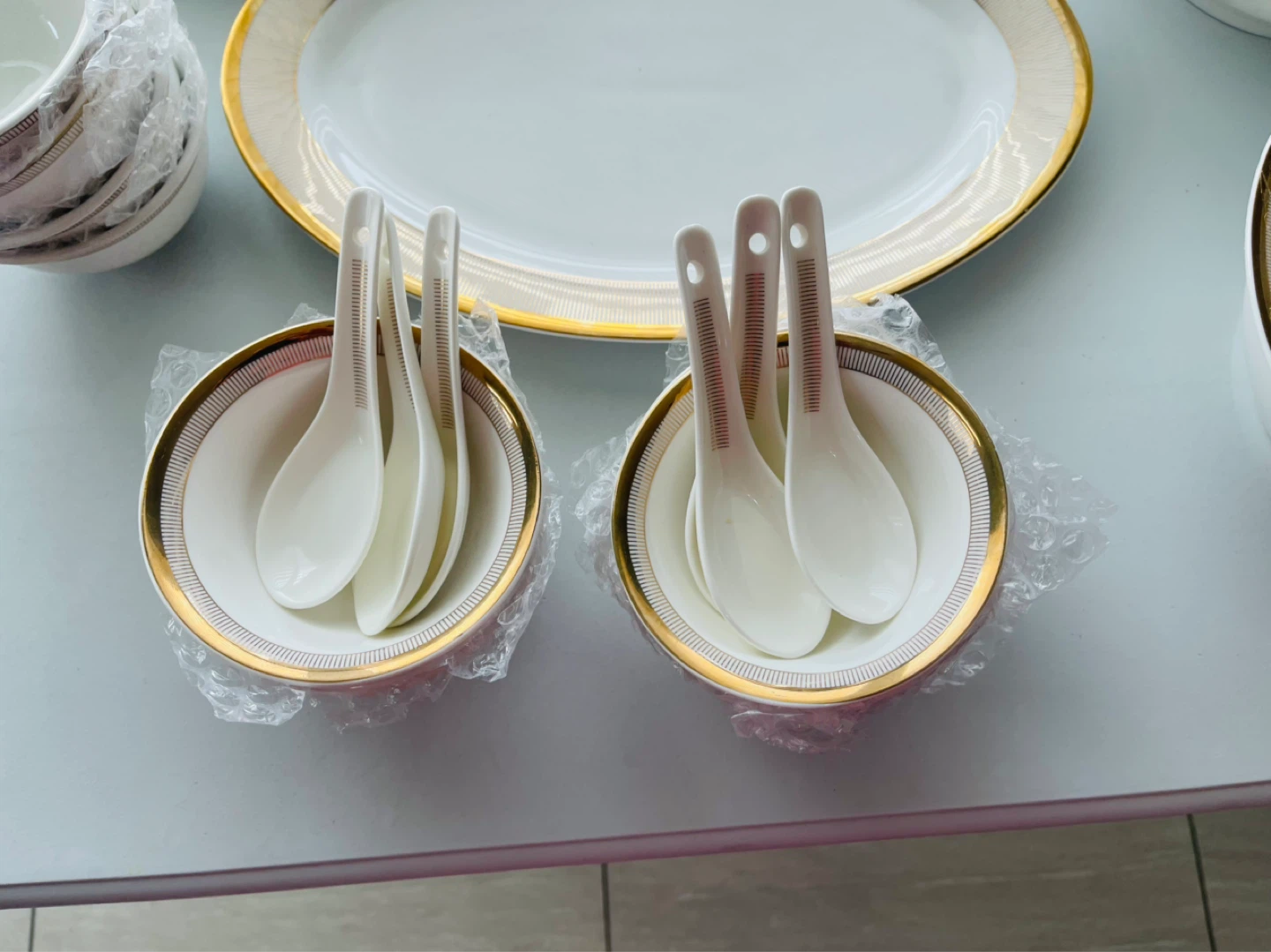 White and Gold Dinnerware Set