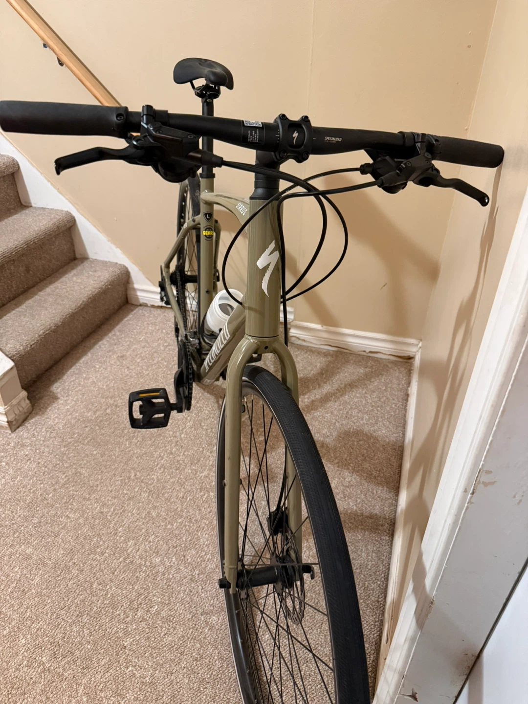 2024 Specialized Sirrus 2.0 Hybrid Bike - Large - Green - photo 2
