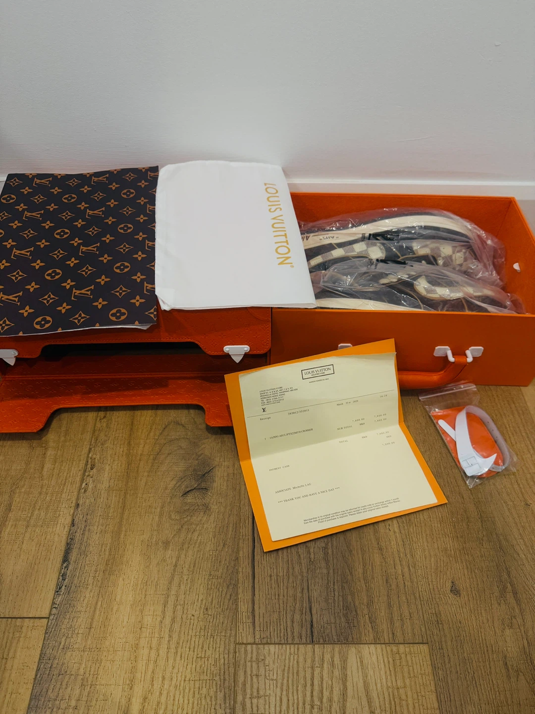 L-V x Nike Air Force 1 Low Sneaker - photo 3