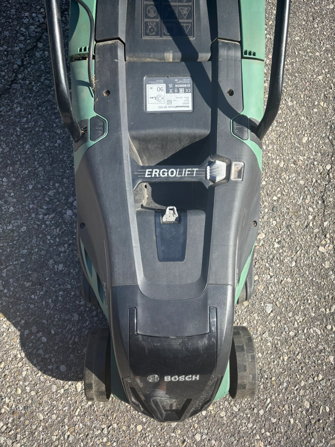 Bosch UniversalRotak 36-550 Electric Lawn Mower - photo 3