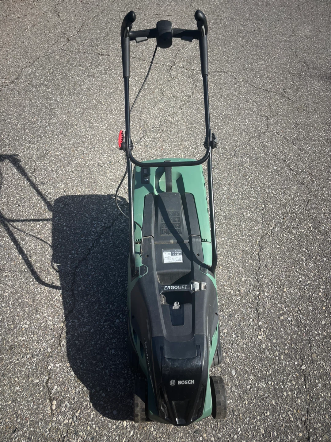 Bosch UniversalRotak 36-550 Electric Lawn Mower - photo 2