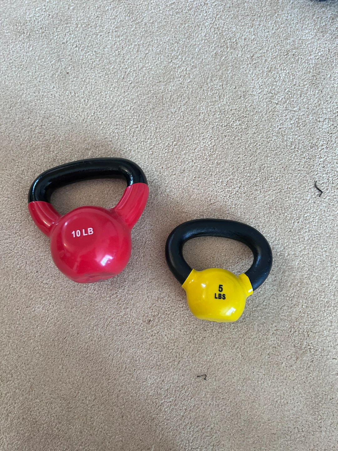 Set of 2 Kettlebells: 10 LB and 5 LB