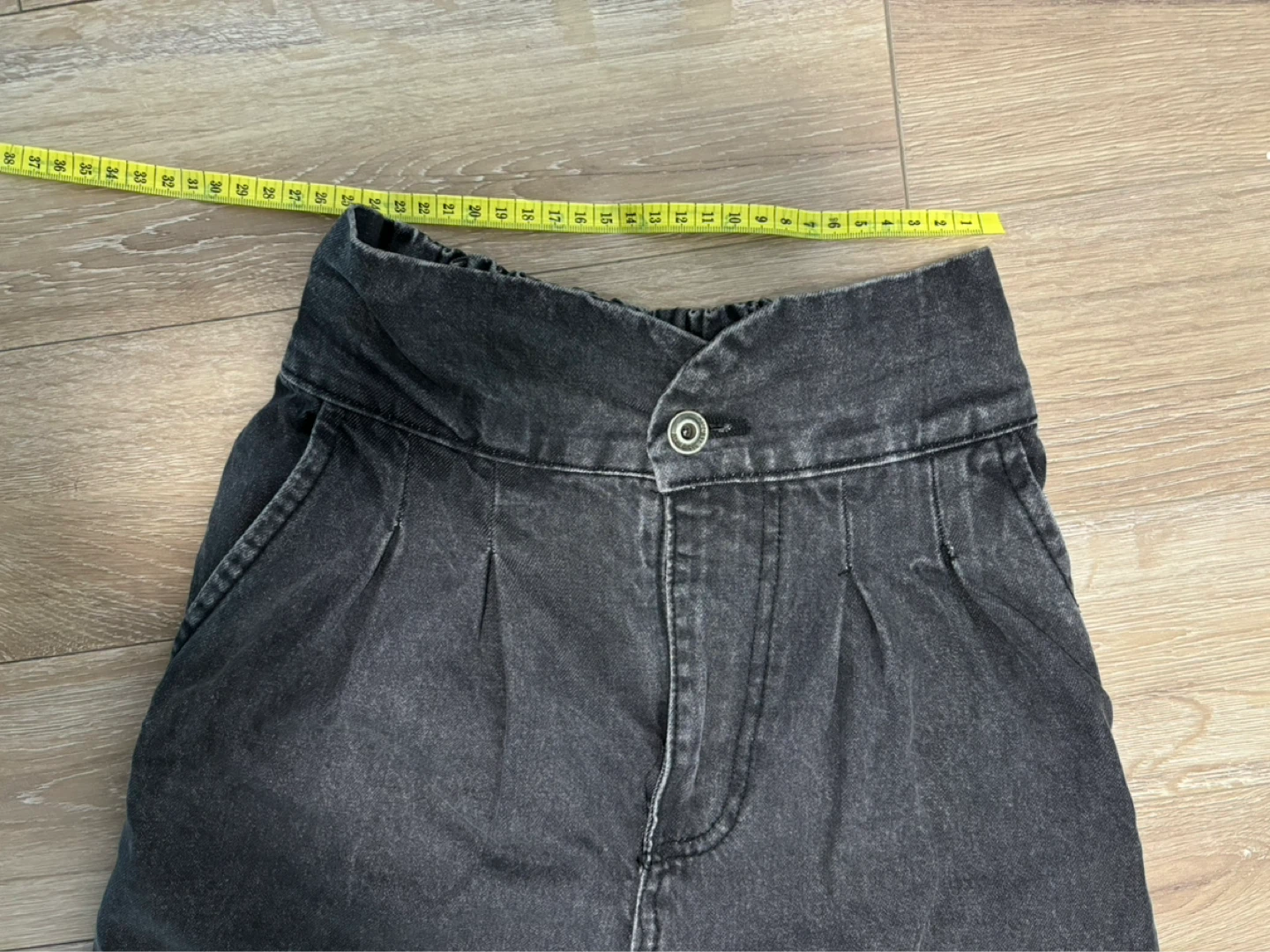 Women's High-Waisted Black Wash Denim Jeans - photo 2