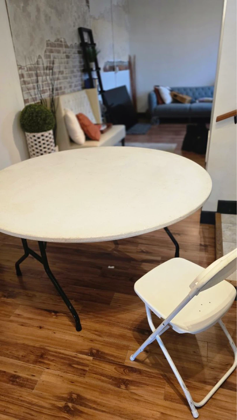Folding chairs and Tables - photo 4