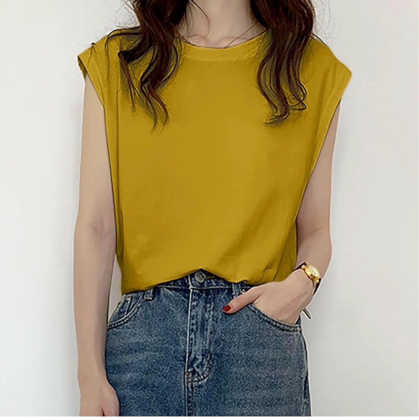 Women's Yellow Sleeveless Top