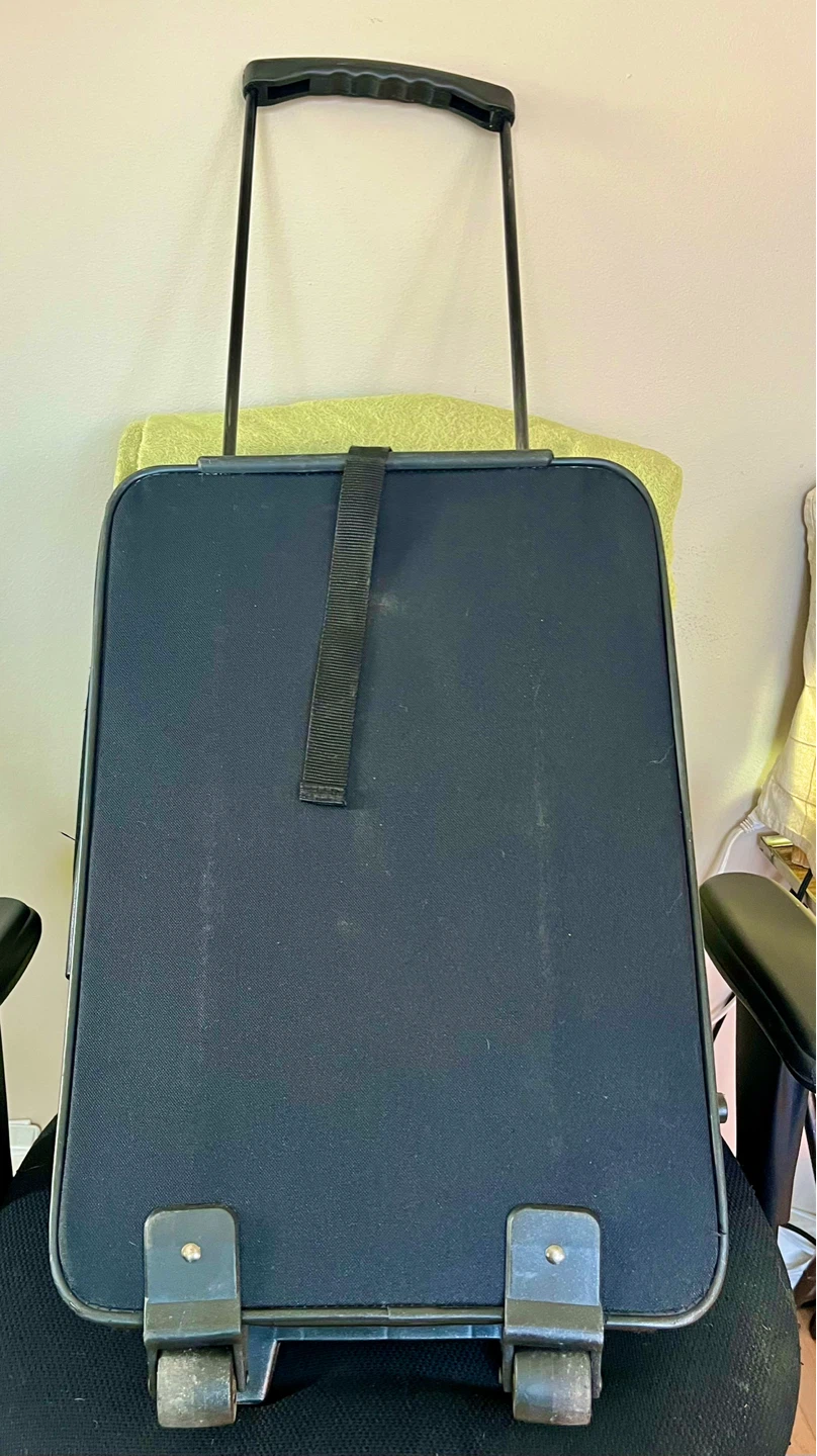 Buxton Black Rolling Suitcase - photo 2