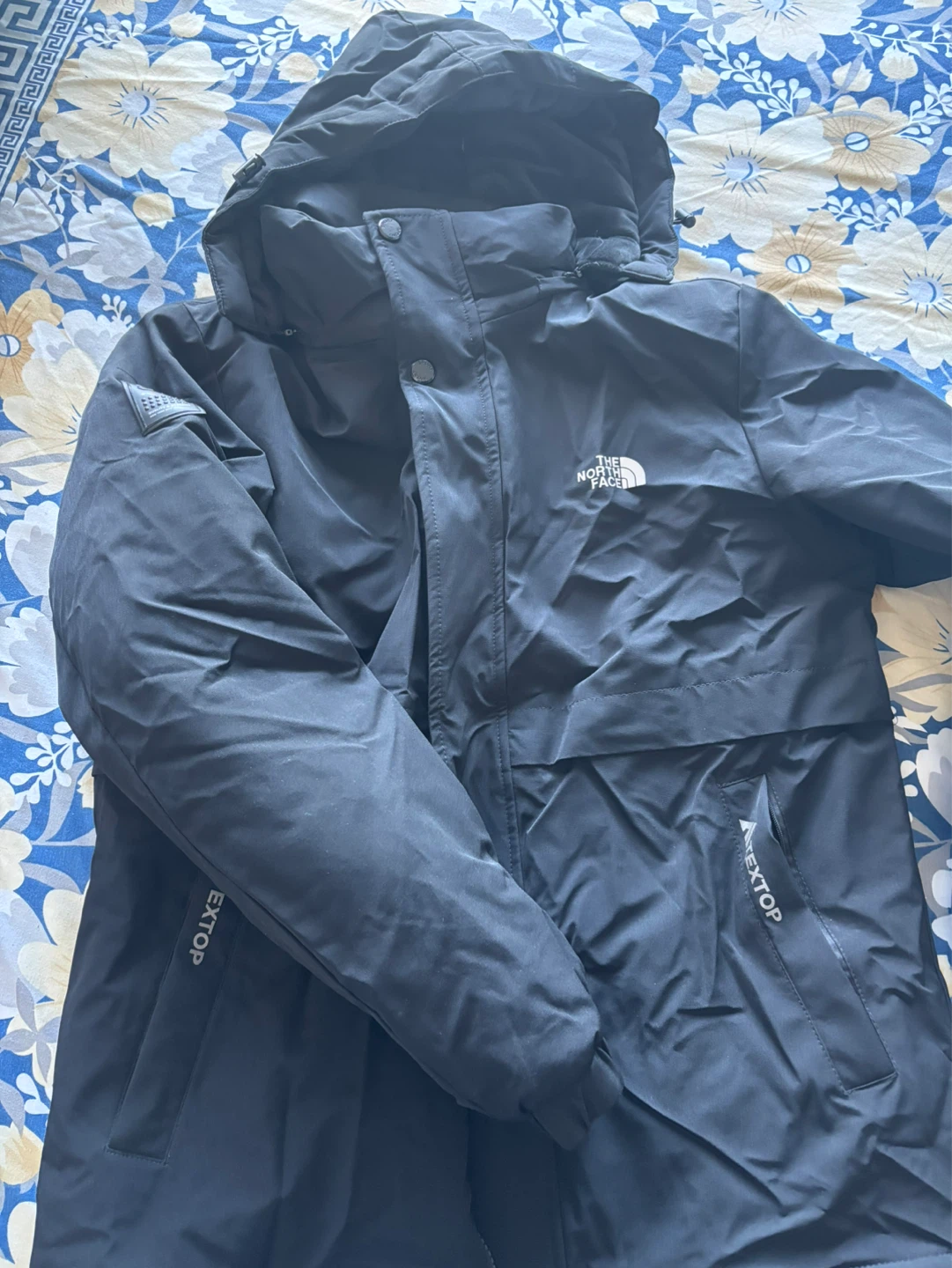 The North Face Black Insulated Jacket - photo 2