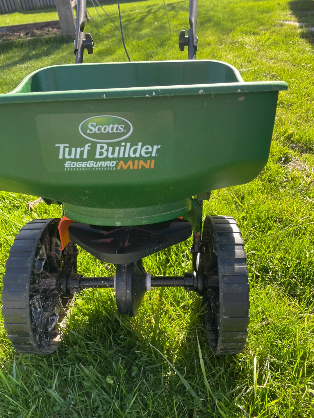 Scott’s fertilizer spreader