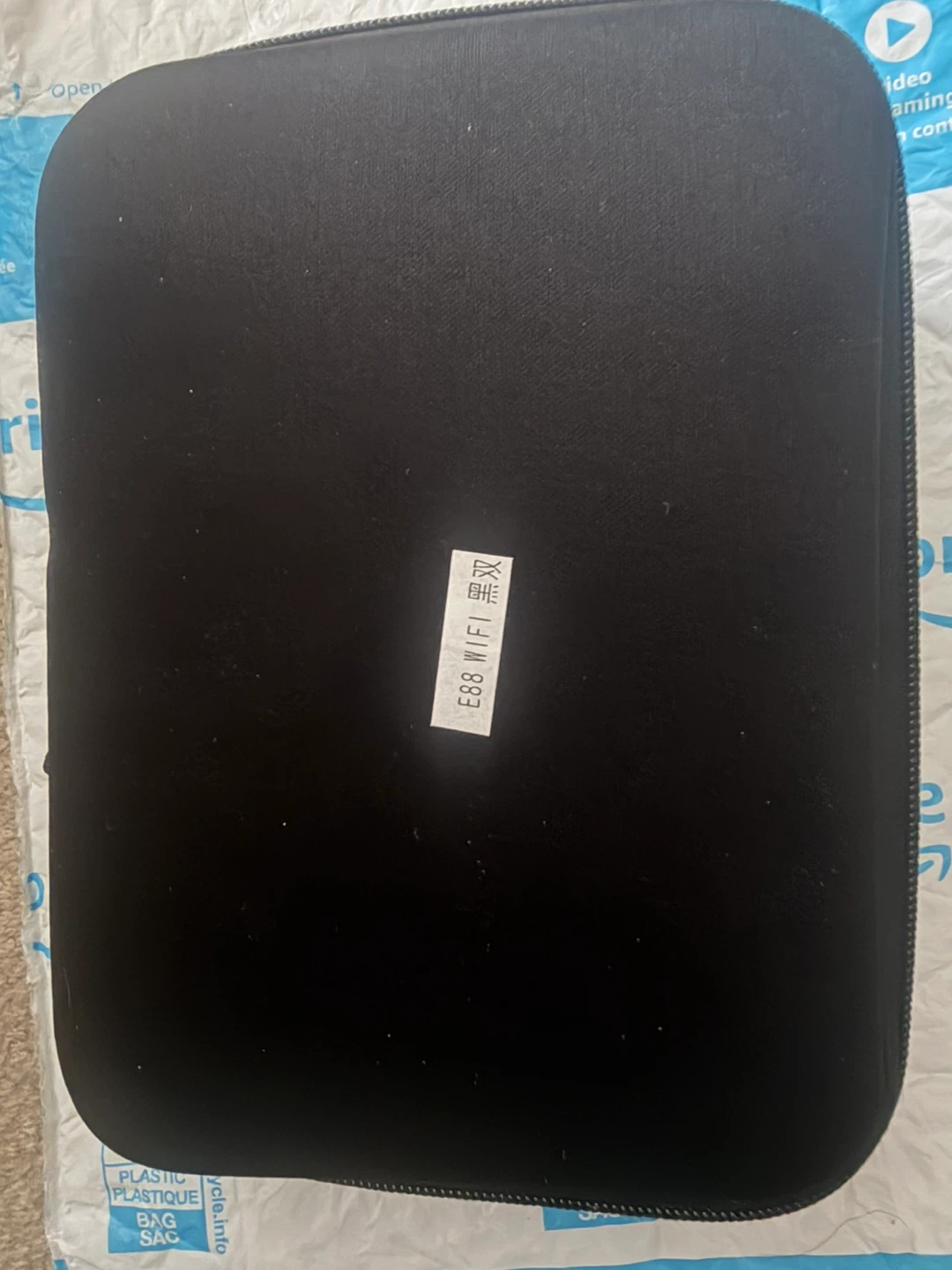 E88 Drone with Remote and Case - photo 3