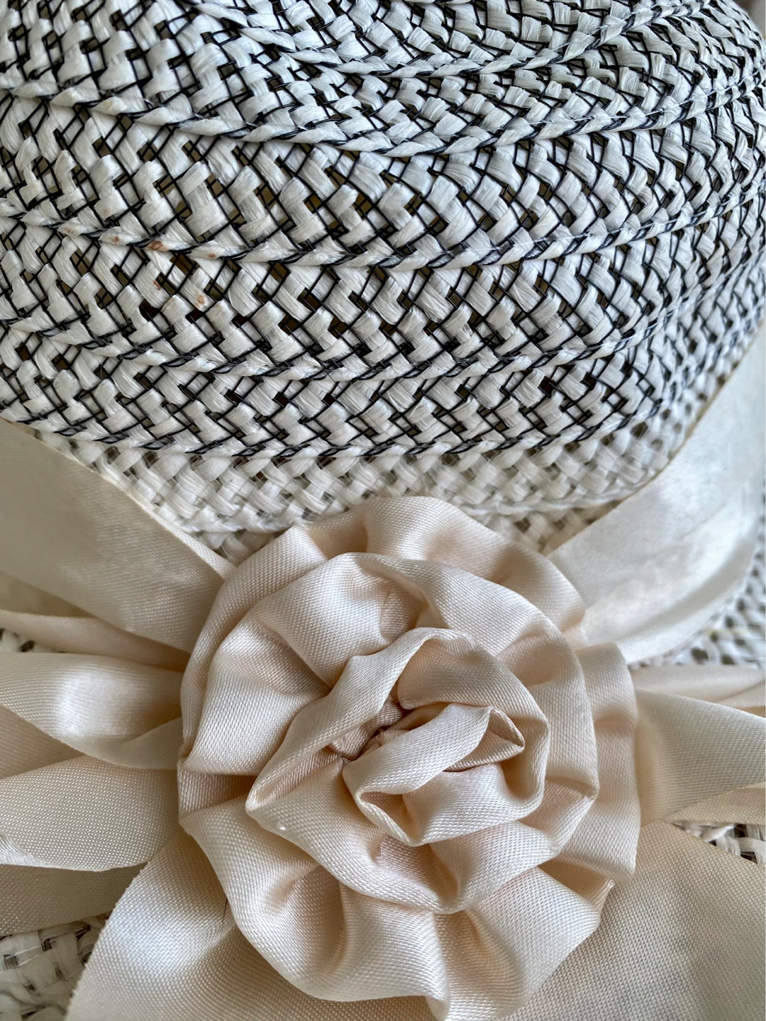 Woven Straw Sun Hat with Ribbon and Flower 🌱 - photo 2