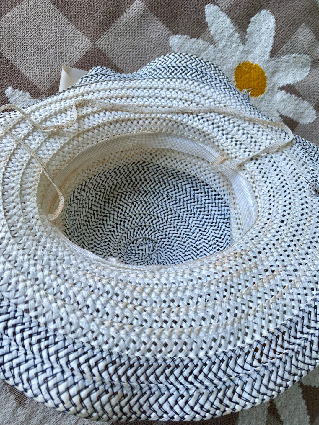 Woven Straw Sun Hat with Ribbon and Flower 🌱 - photo 3