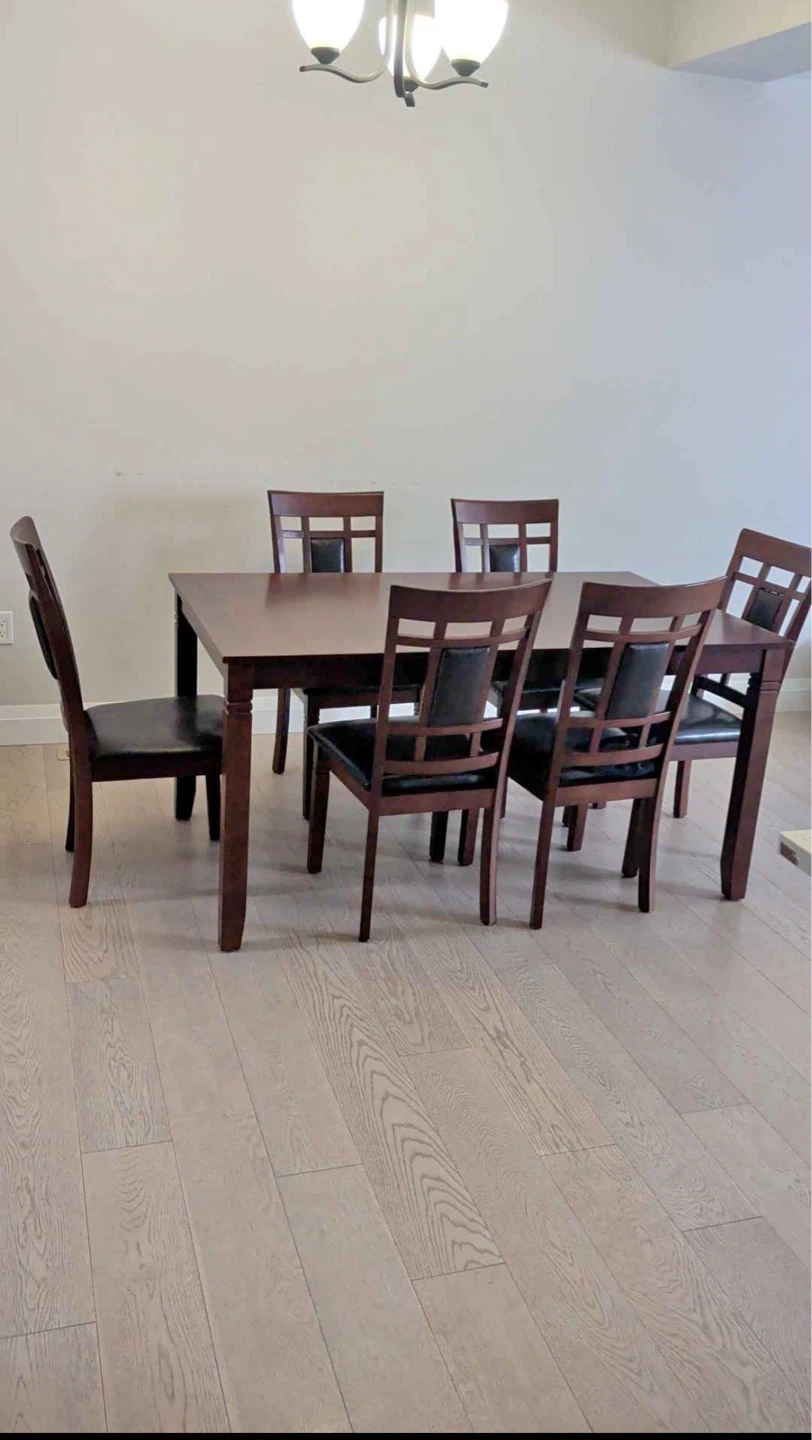 Dining Table and Chairs Set