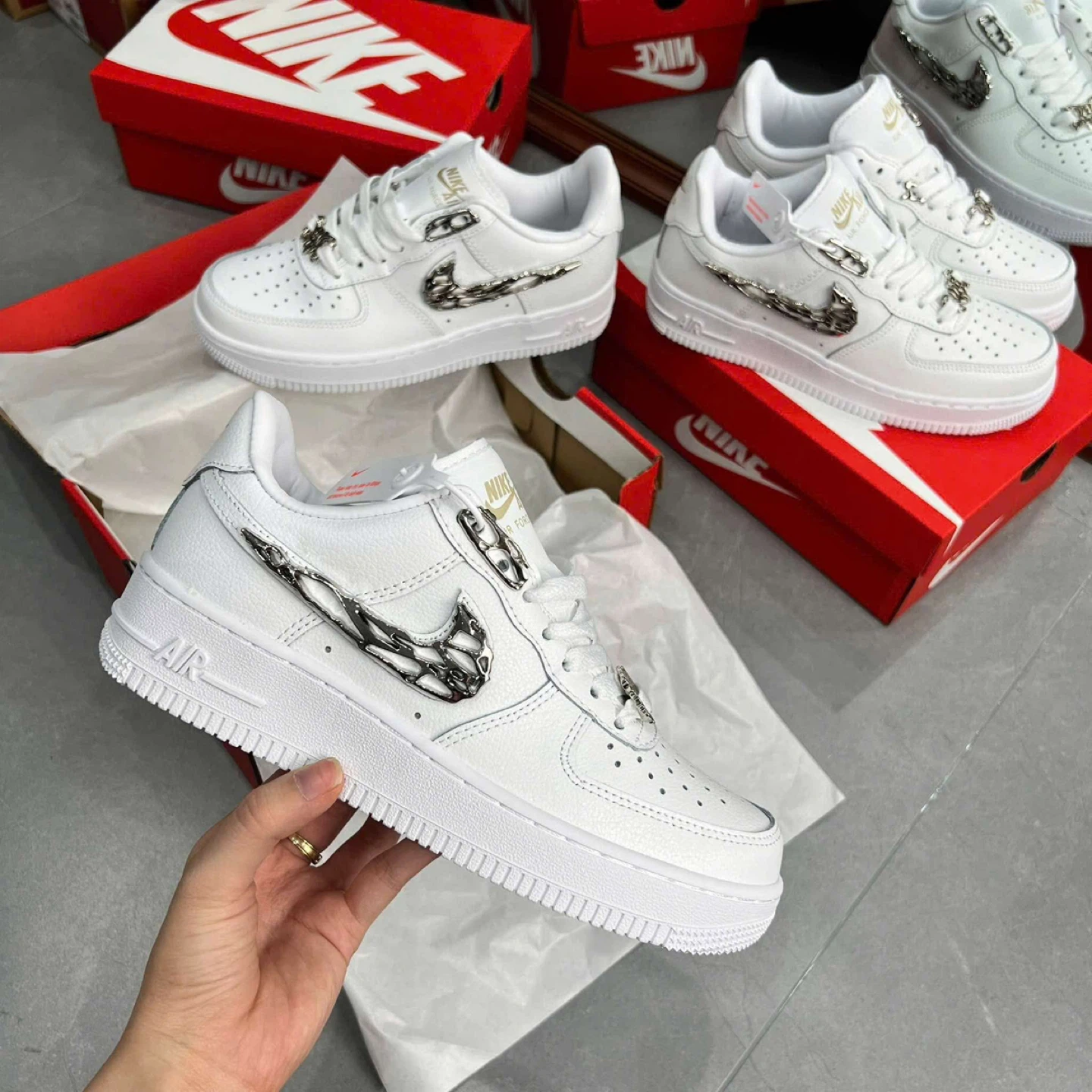 Nike Air Force 1 Sneakers - photo 4