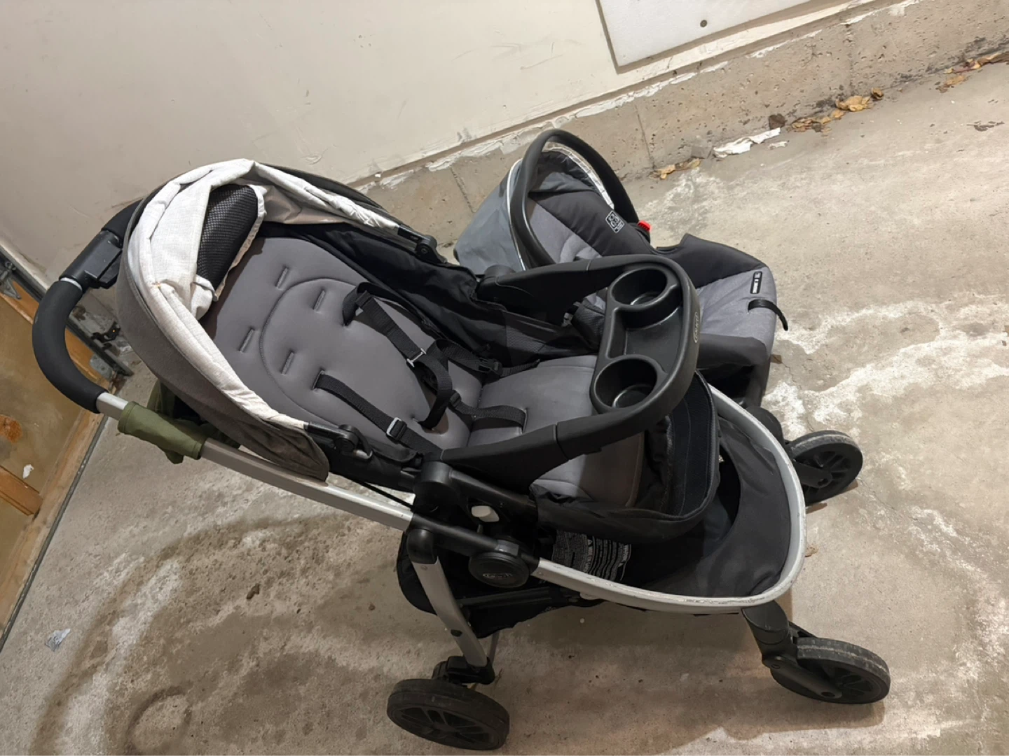 Graco Modes Travel System Stroller with Car Seat