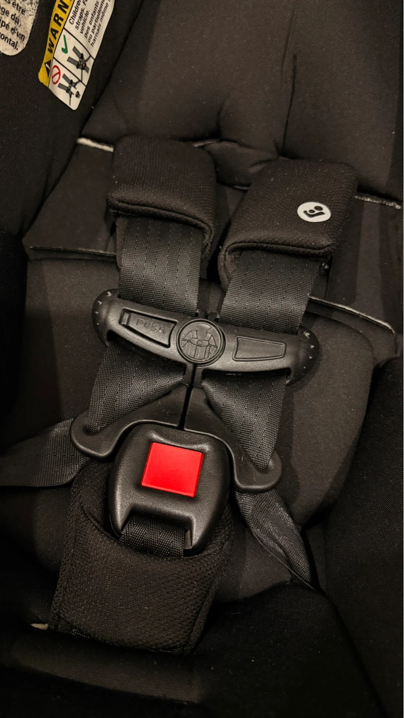 Maxi-Cosi Mico 30 Car Seat ✨Like New | Very Safe🛡️-6 Years Left - photo 5