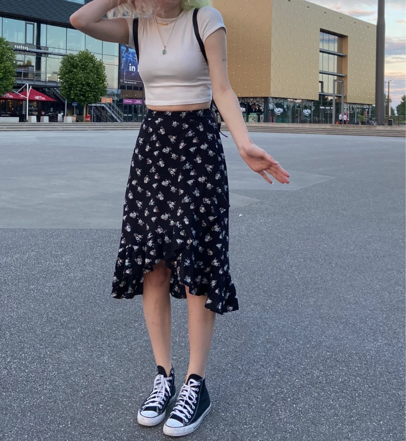 Black floral ruffle midi skirt | Size XS