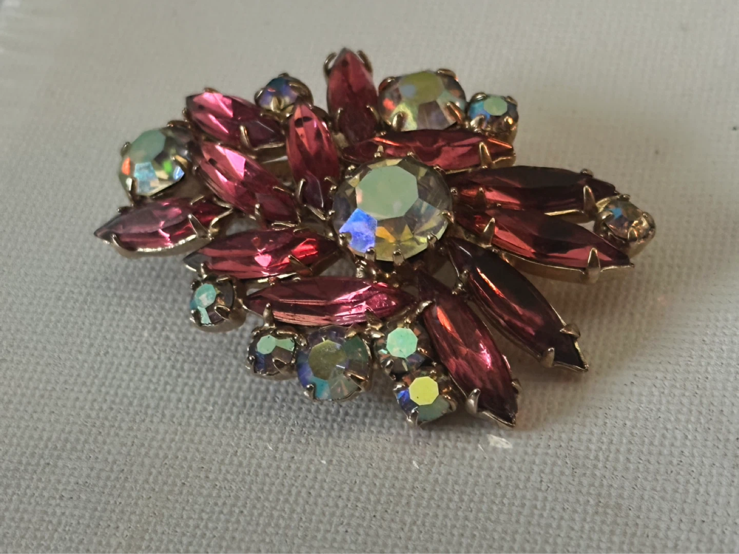 Mid Century Aurora Borealis Pink Rhinestone Brooch