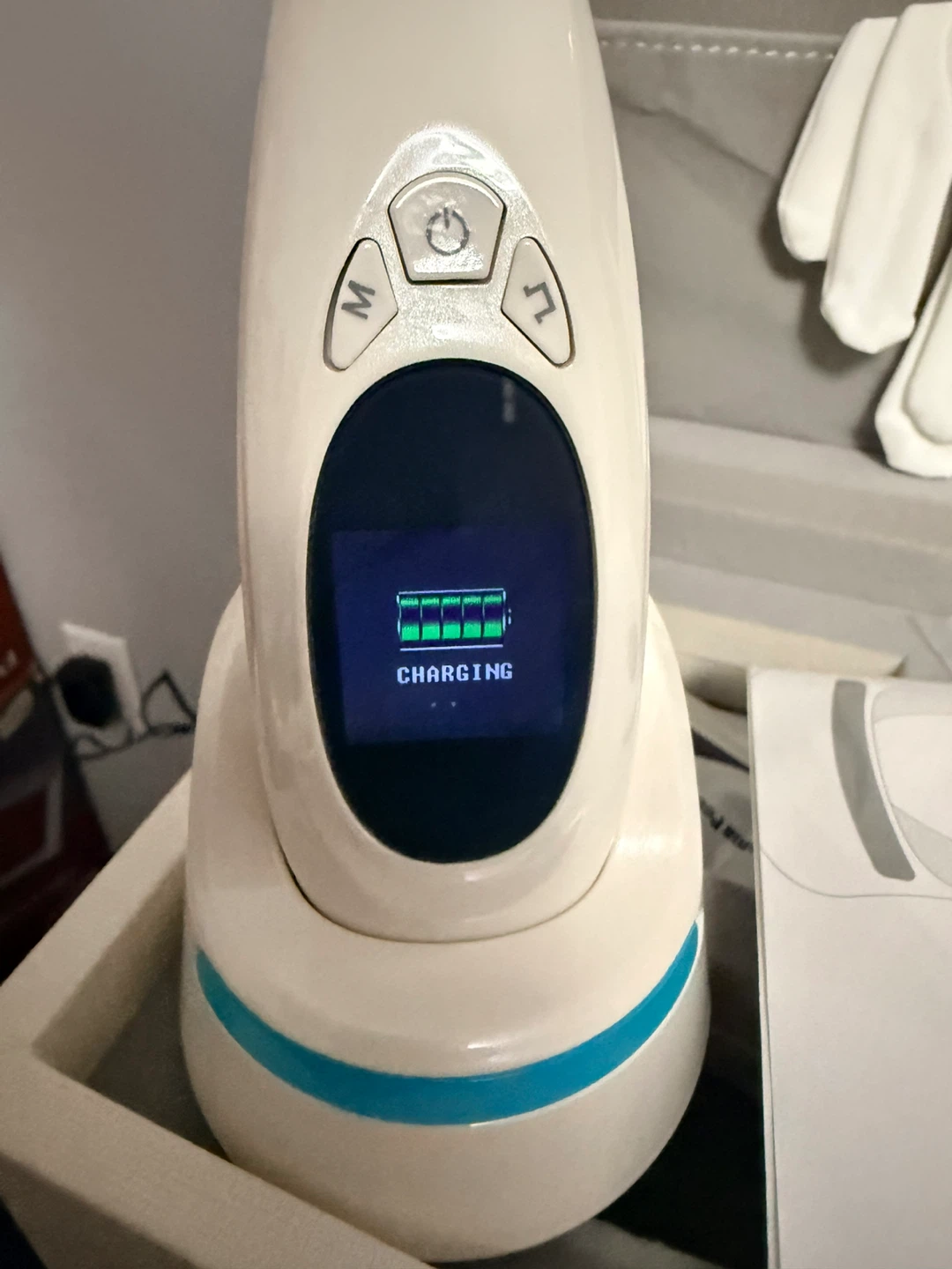 UNITIX Luxury Skincare Device Kit - photo 3