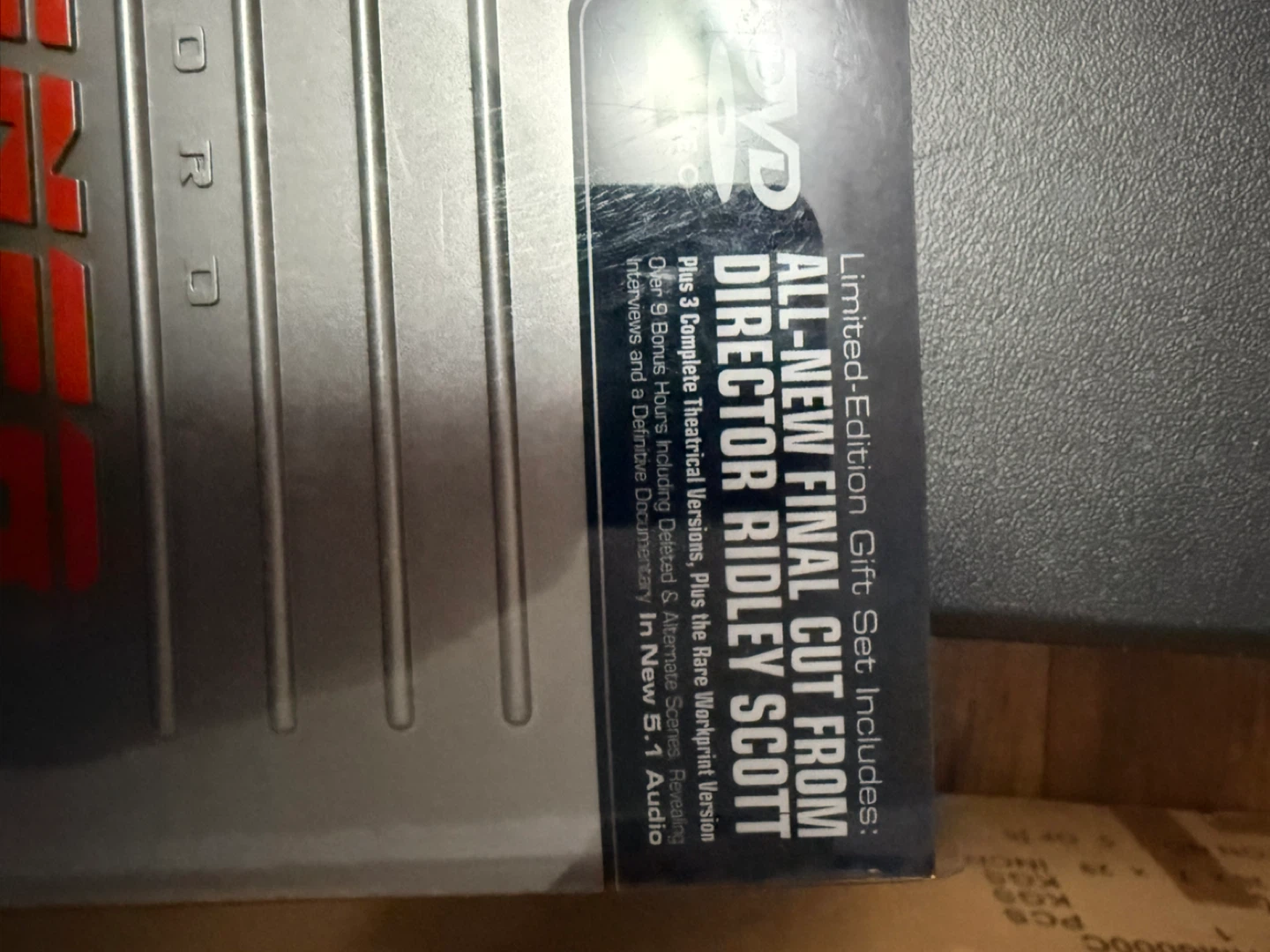 Blade Runner Limited Edition DVD Gift Set - photo 2