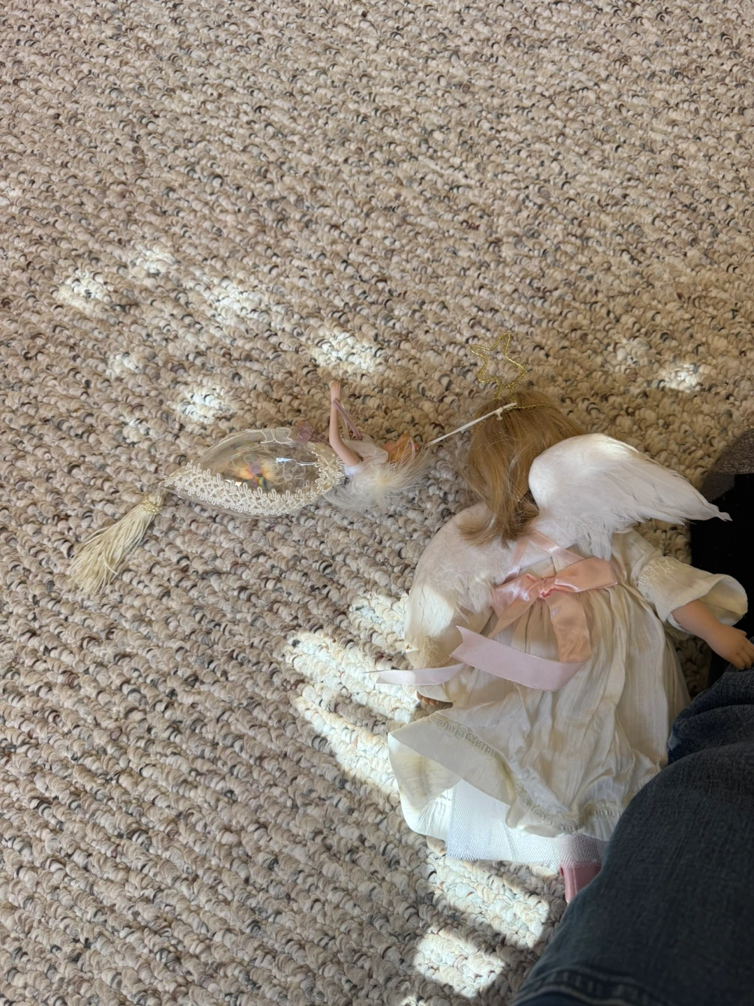 Angel Doll with Ornament - photo 2